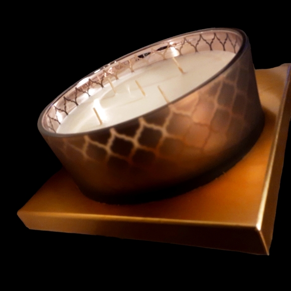 Hanna's Candle Co. Other - Hanna's Candle Co. XL Candle Fabulous Scent Lead Glass Bowl 5-Wick